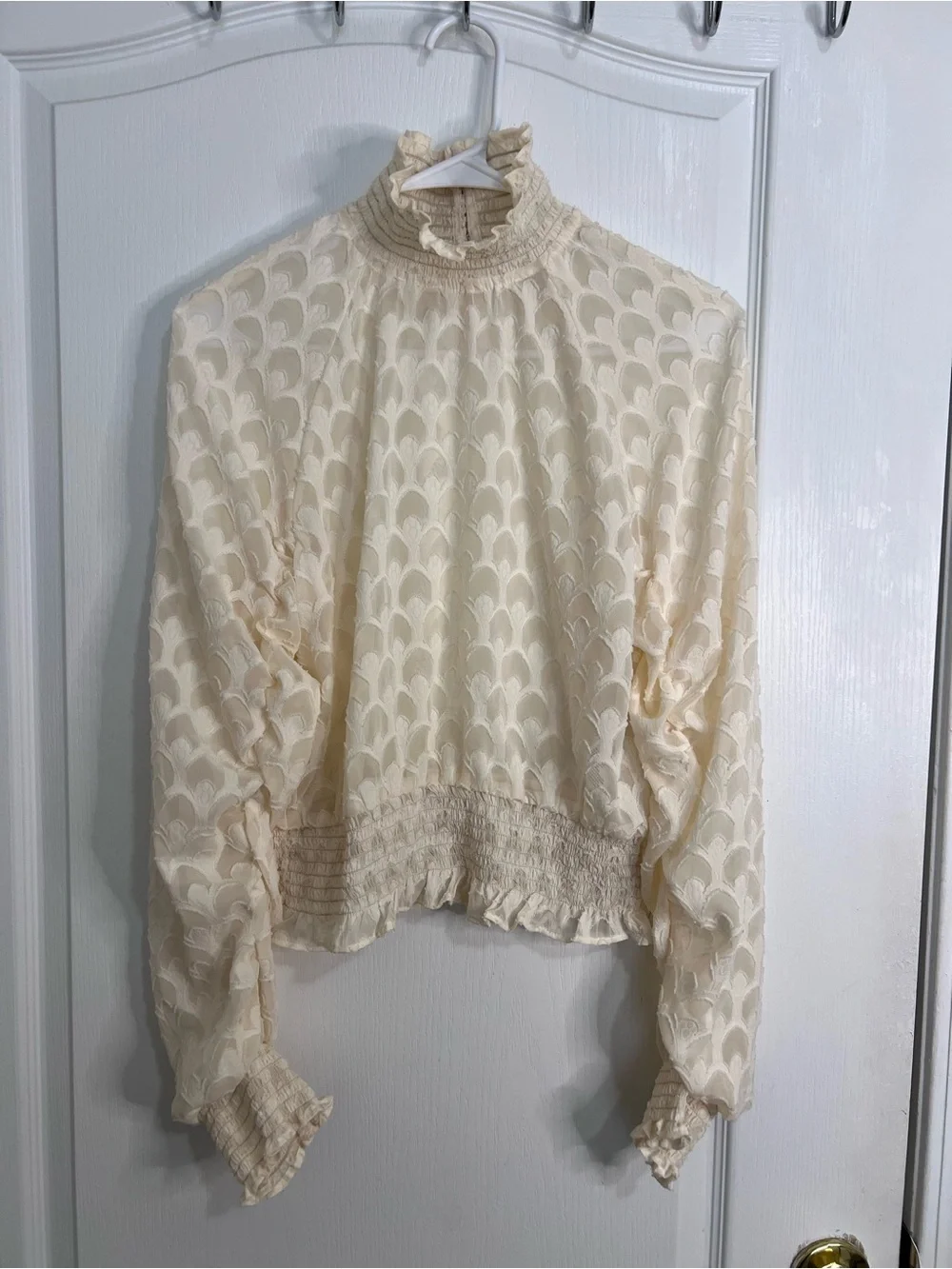 H&M Cream Sheer Turtleneck Ruffled Blouse size 8
